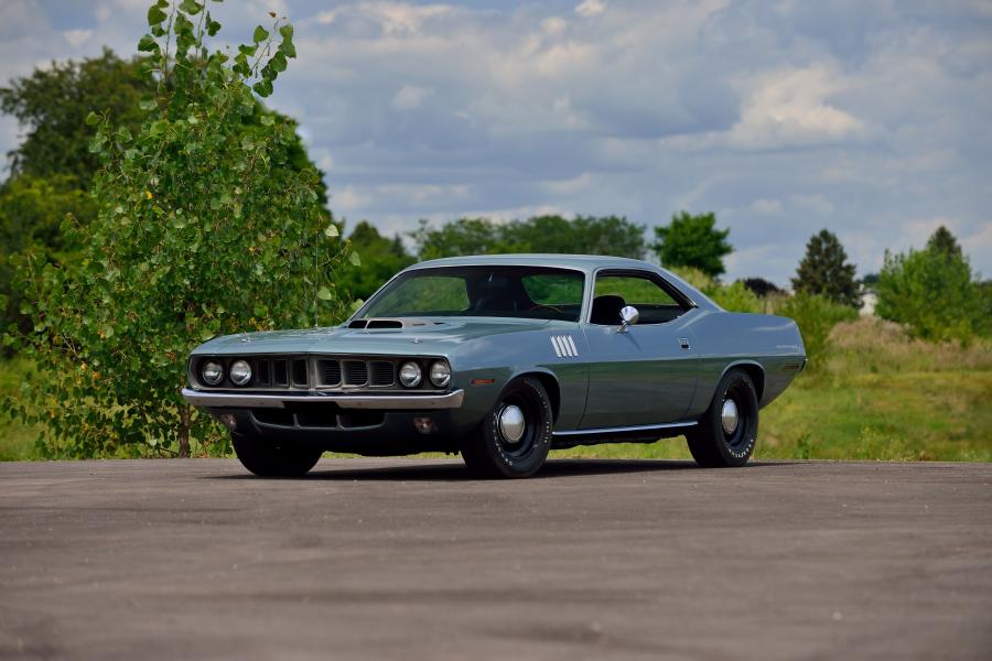  Plymouth Hemi ’Cuda 1971 года  (фото 16 из 48)